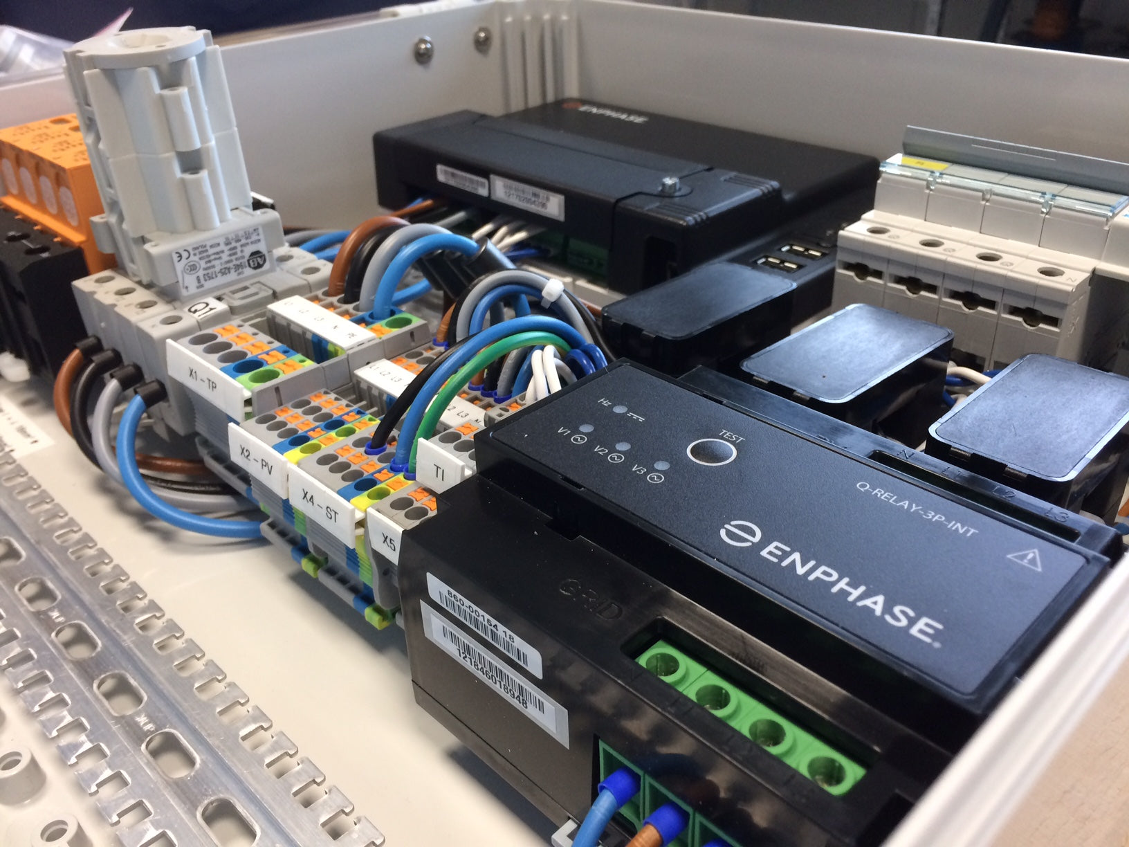 Enphase COFF48 complet - jusqu'à 48x IQ8