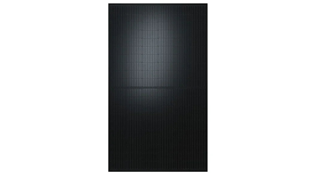 SOLARWATT - Panel vision M 5.0 black - RG3 - 8100 Pa - 30 ans - 450 Wc